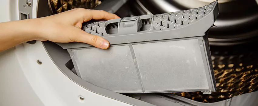 Signs Of A Clogged Dryer Lint Trap in Macomb, Illinois